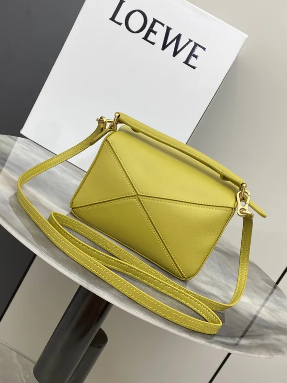 Loewe Bag 